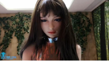 ミラノ人形と防毒マスク

